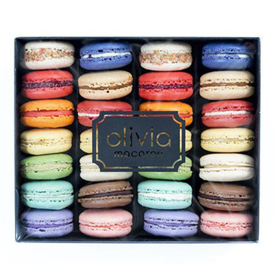 กล่องของขวัญบรรจุภัณฑ์กระดาษแข็งสีดำหรูหรา Macaron Slider พร้อม Window